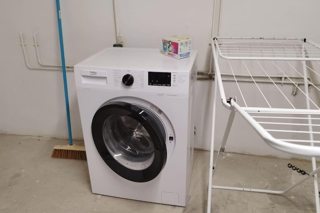 Charmante Maison T2 De Plein Pied Avec Exterieur Calme Aux Arenes Villa Beziers Bagian luar foto